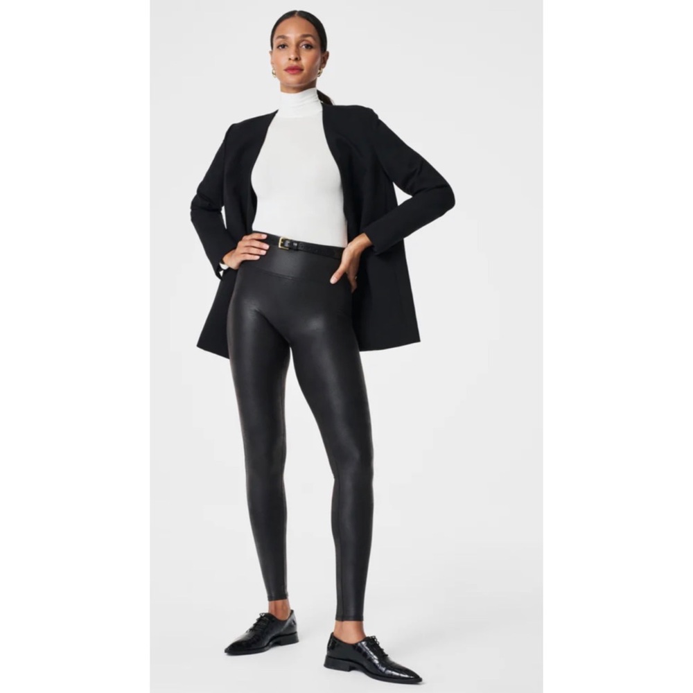 Spanx Faux Leather Leggings Size Large